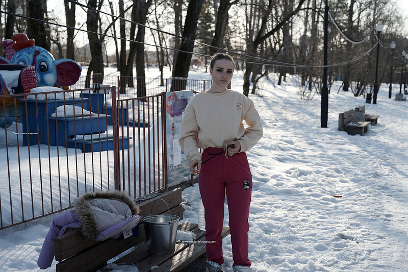 Александра, 23 года, 2 размер груди